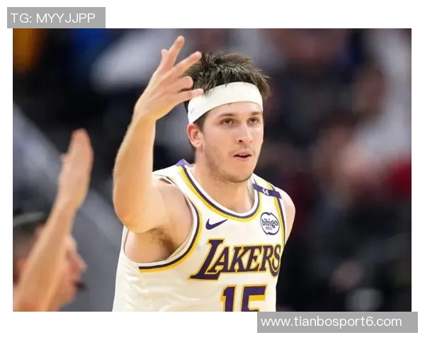 里夫斯称赞球队传球手实力认为正常情况下能占据90优势